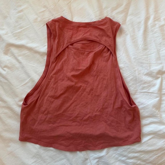 Lululemon Women's Orange / Coral Top Vest - Picture 4 of 4